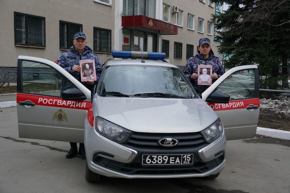 Росгвардейцы из Архангельска присоединились к патриотический акции «Бессмертный автополк»